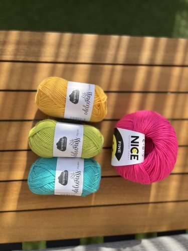 SSAL 2024 - NICE yarns + Edelweiss - SSAL2024-NICEYarns: 2x RITZY ROSE + žlutá, jarní, azurová